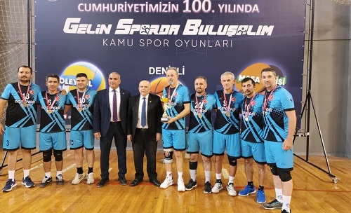 Turnuvada Şampiyon Olan Takımımız Denizli'yi Temsil Edecek